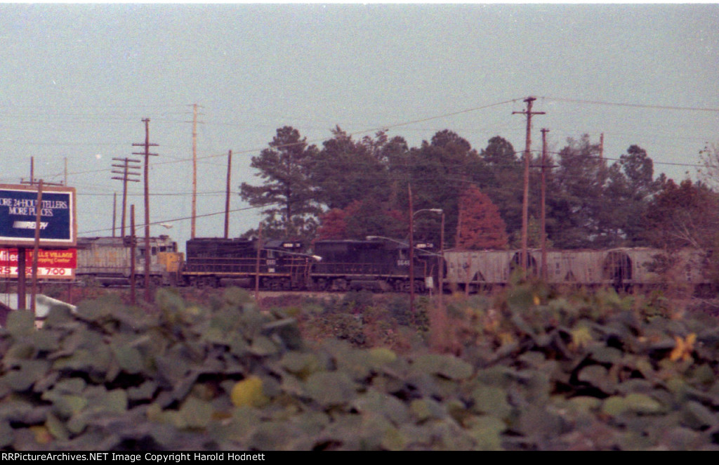 SBD 6646 is the last of 4 locos on a northbound ballast train